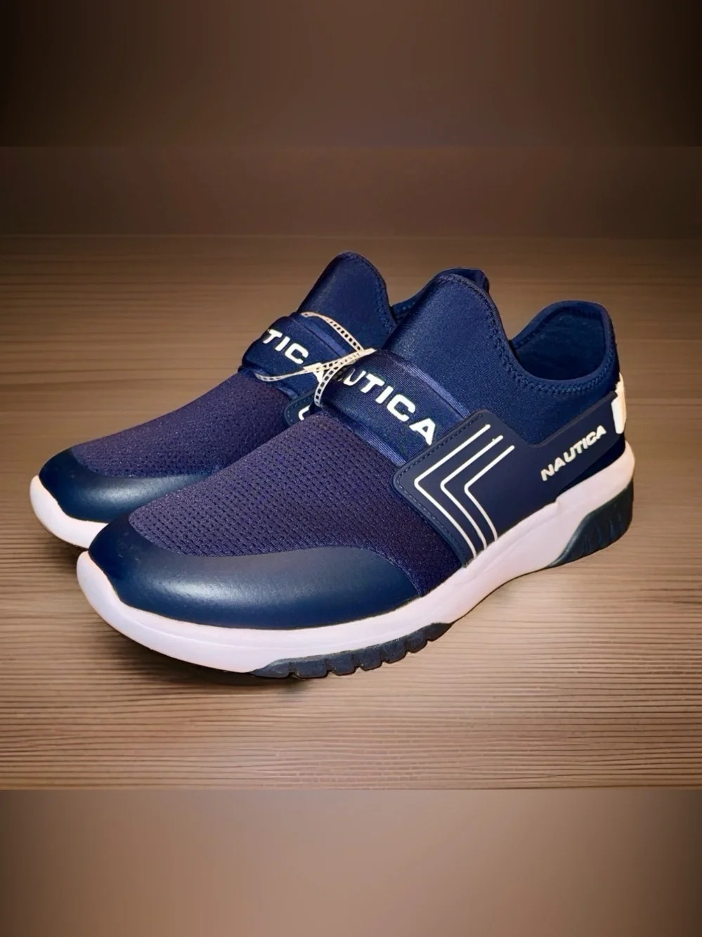 NWT Nautica Men's Navy & White Logo Slip-On Athletic Sneakers-No Box-10.5